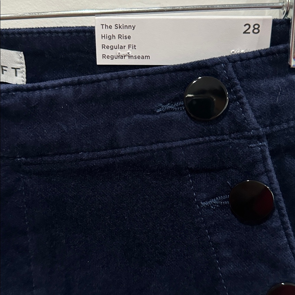 Final Sale 🔥Mariner Skinny Pants in Velvet Size 28 - Picture 5 of 10